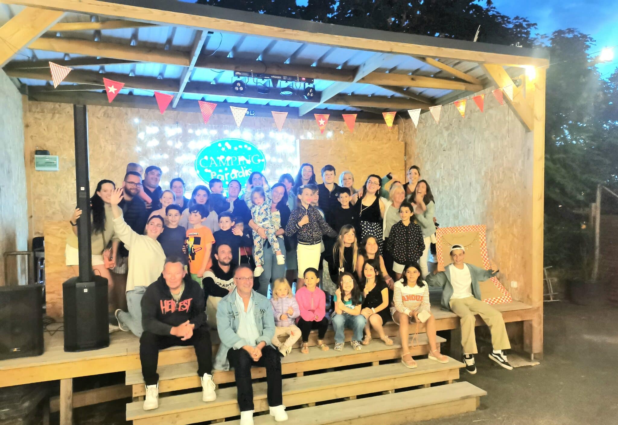 Photo de groupe, camping paradis les palmiers, Saint-Philibert